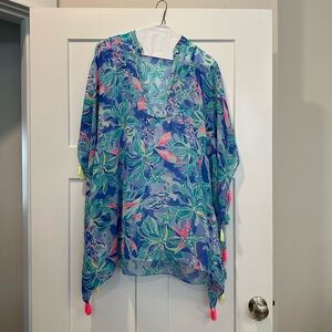 Lilly Pulitzer cover up worn once small/med